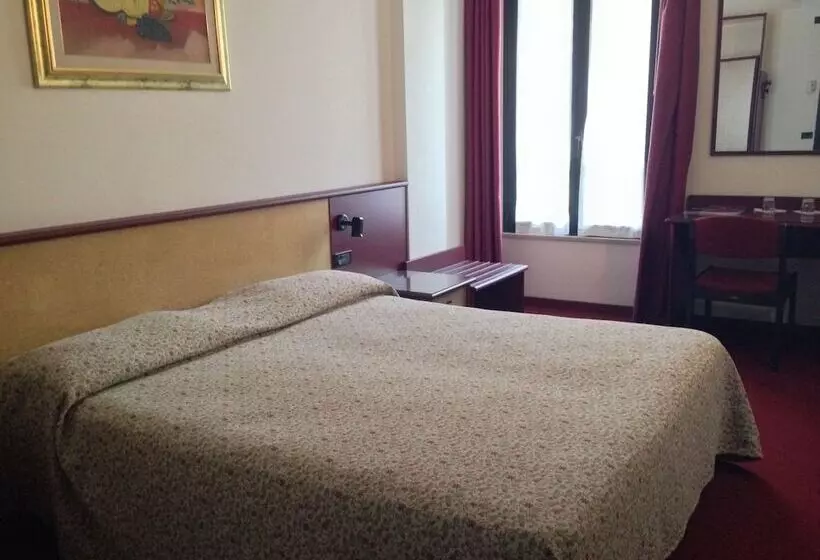 Fotos del hotel Plaza:  12