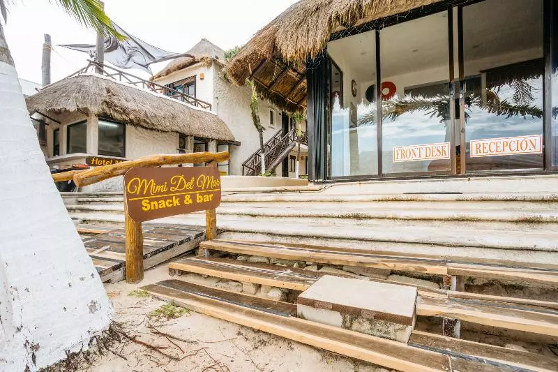 Fotos del hotel Capital O Mimi Del Mar:  25