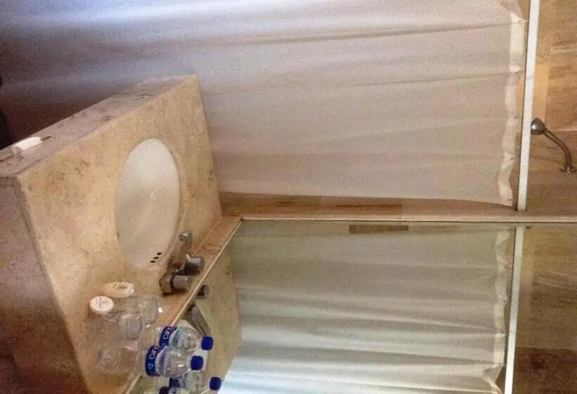 Fotos del hotel Sevilla:  5