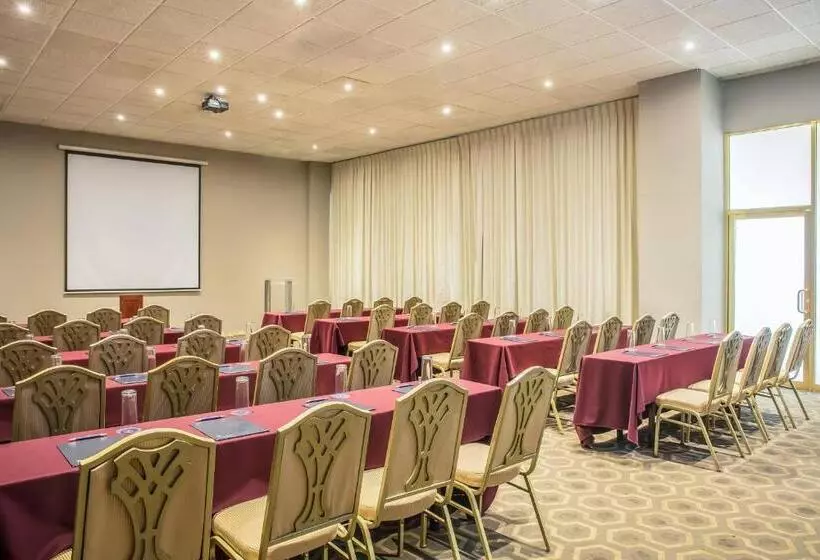 Fotos del hotel Sheraton Chihuahua Soberano:  7