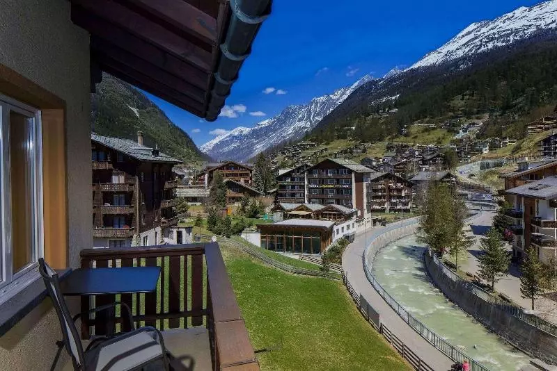 Fotos del hotel Excelsior:  14