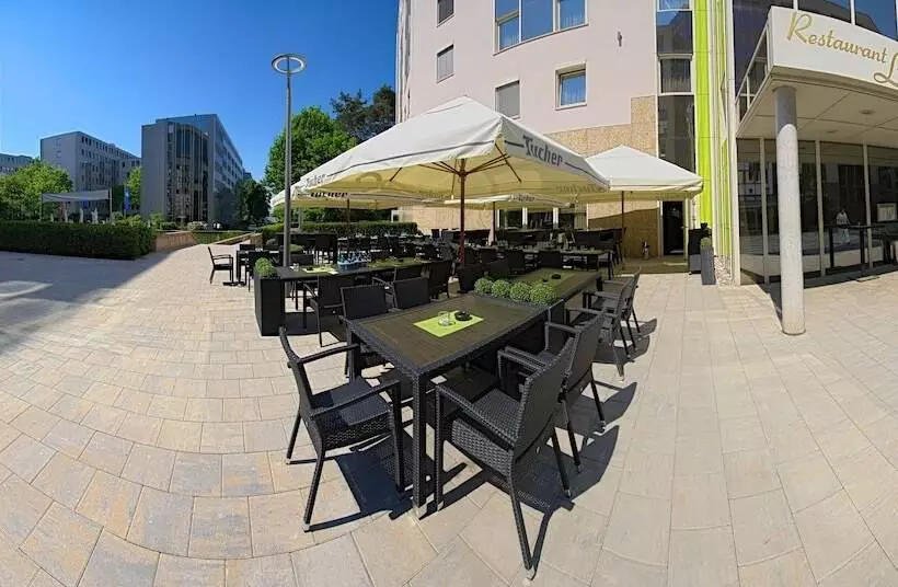 Fotos del hotel Novina Hotel Südwestpark:  5