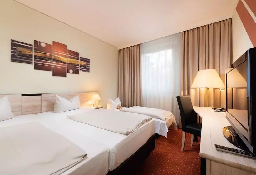 Fotos del hotel Novina Hotel Südwestpark:  15