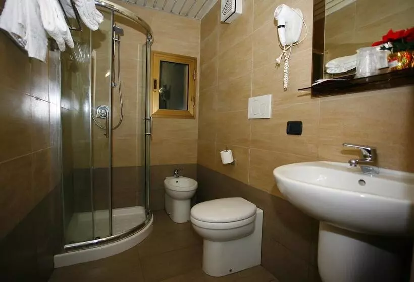 Fotos del hotel Adler:  5