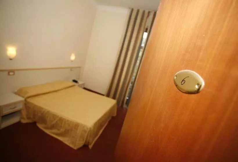 Fotos del hotel Adler:  16