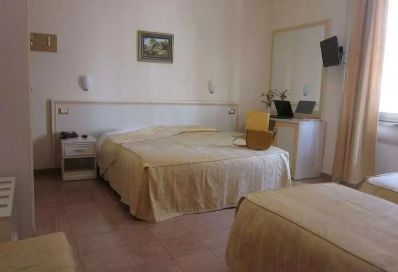 Fotos del hotel Adler:  13