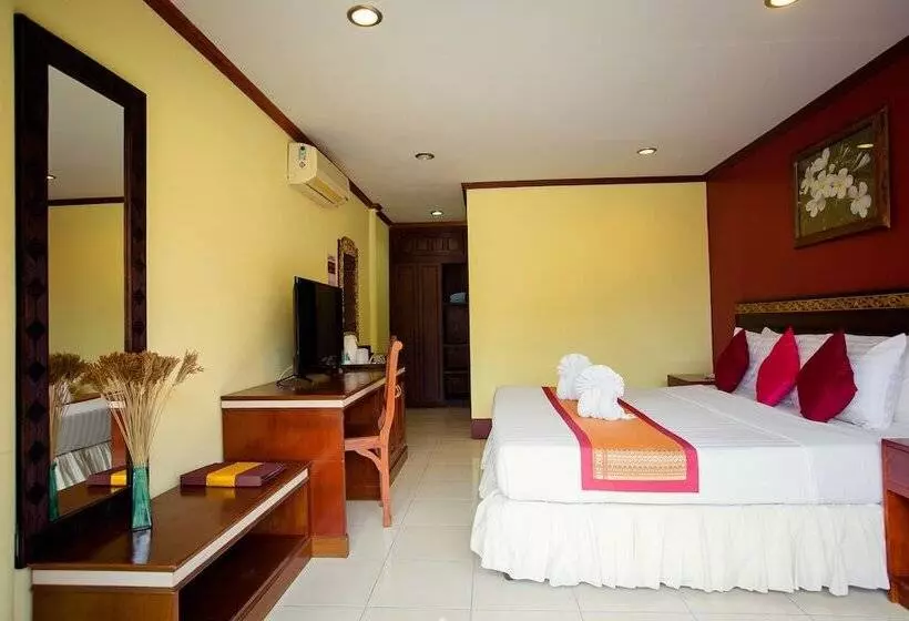 Fotos del hotel Buri Beach Resort:  13