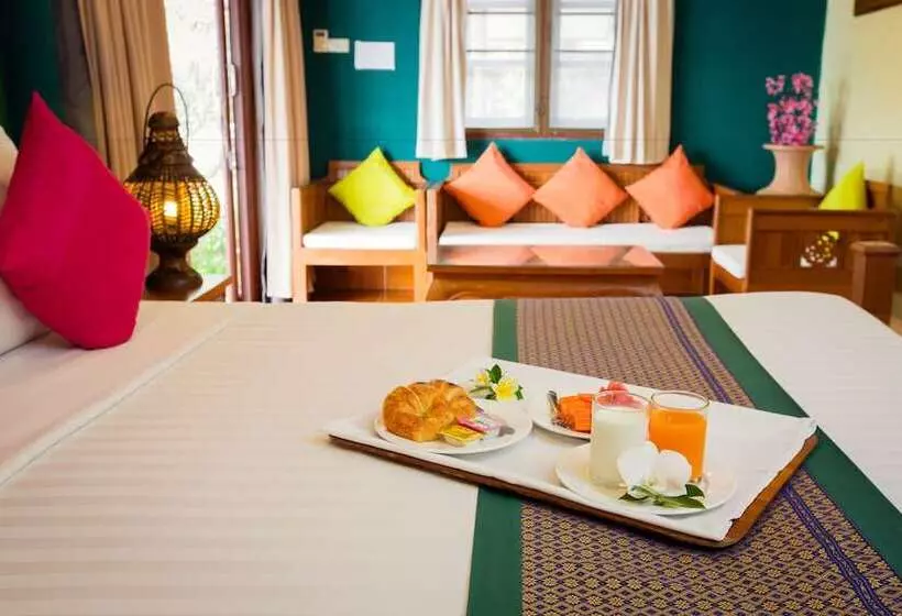 Fotos del hotel Buri Beach Resort:  15