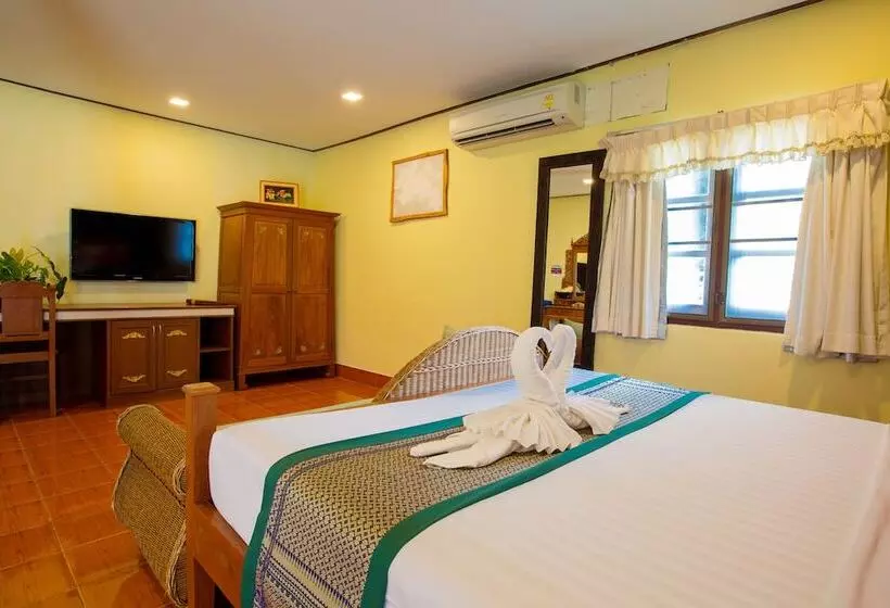 Fotos del hotel Buri Beach Resort:  8