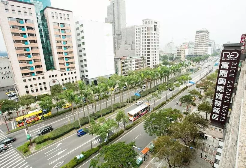 Fotos del hotel Rich Garden:  17