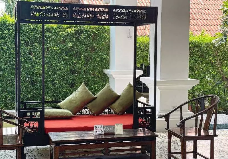 Fotos del hotel The Old Phuket  Karon Beach Resort  Sha Plus:  16