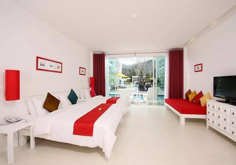 Fotos del hotel The Old Phuket  Karon Beach Resort  Sha Plus:  13