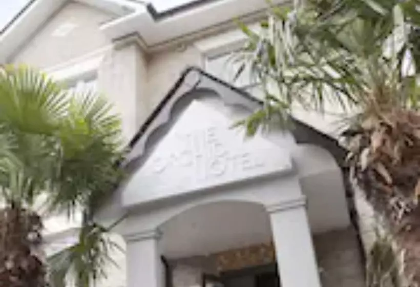 Fotos del hotel The Orchid:  8