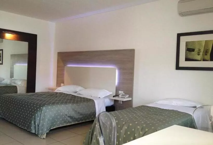 Fotos del hotel Ambrosio La Corte:  8