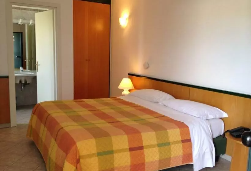 Fotos del hotel Ambrosio La Corte:  13