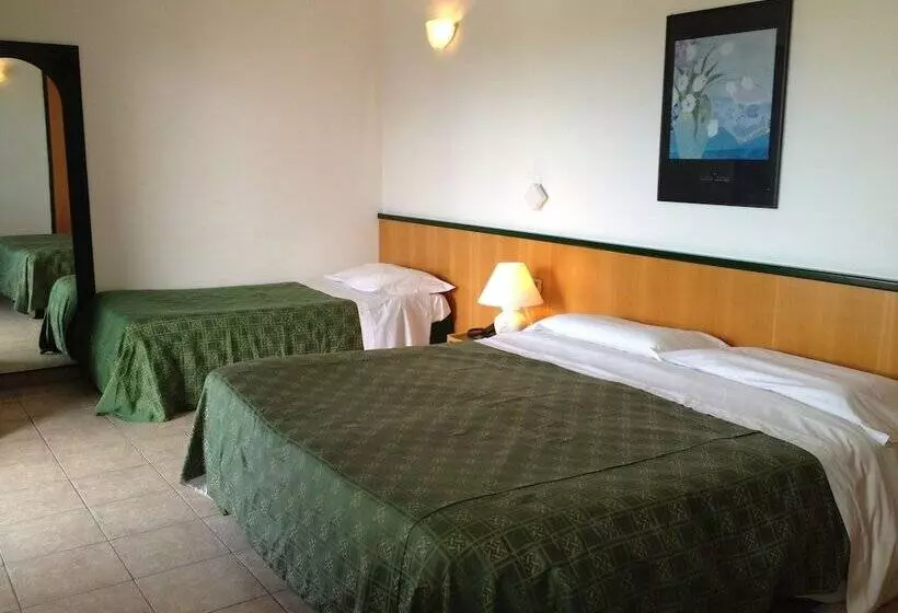 Fotos del hotel Ambrosio La Corte:  14