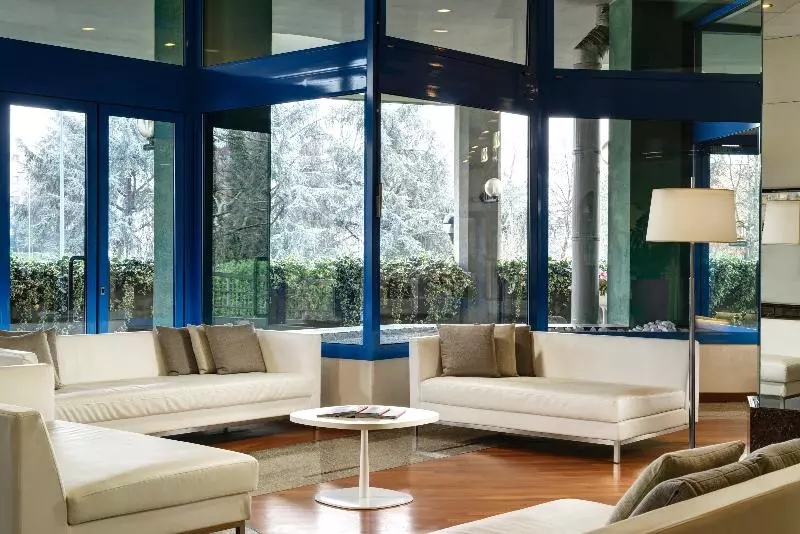 Unaway  & Residence Quark Due Milano