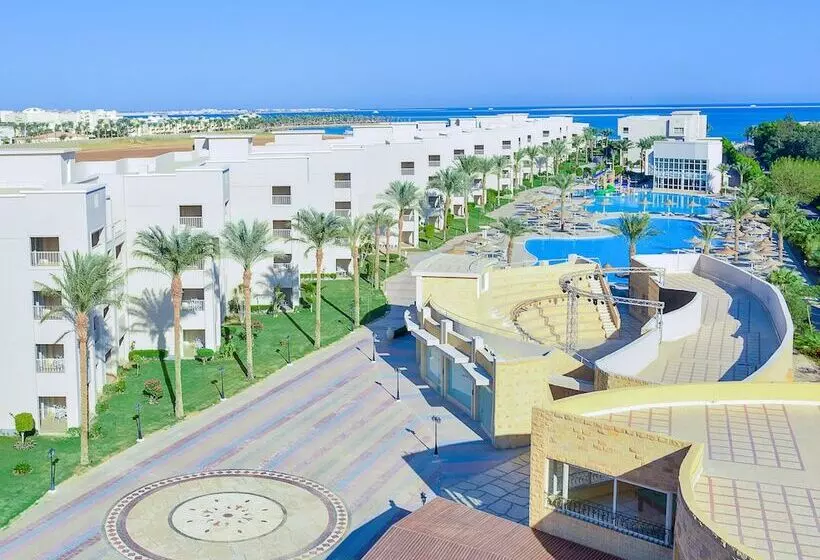 Solymar Soma Beach