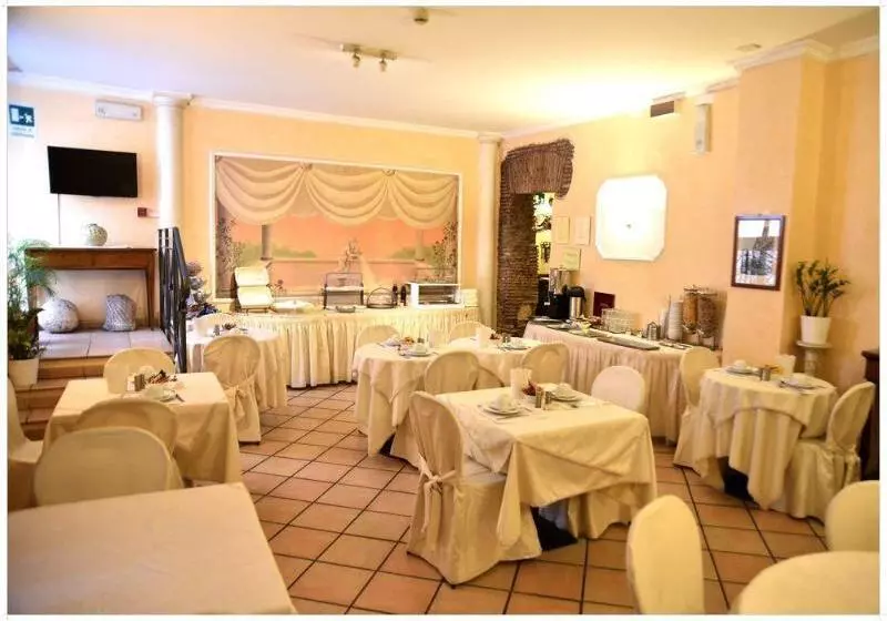 Fotos del hotel Julia:  4