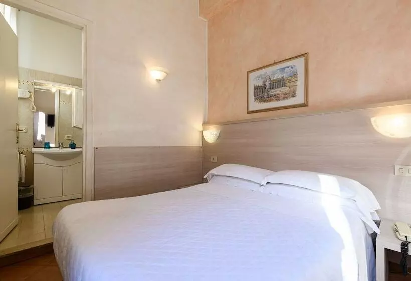 Fotos del hotel Julia:  14