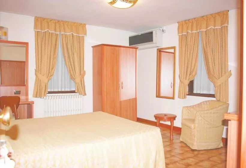 Fotos del hotel Piccolo:  8