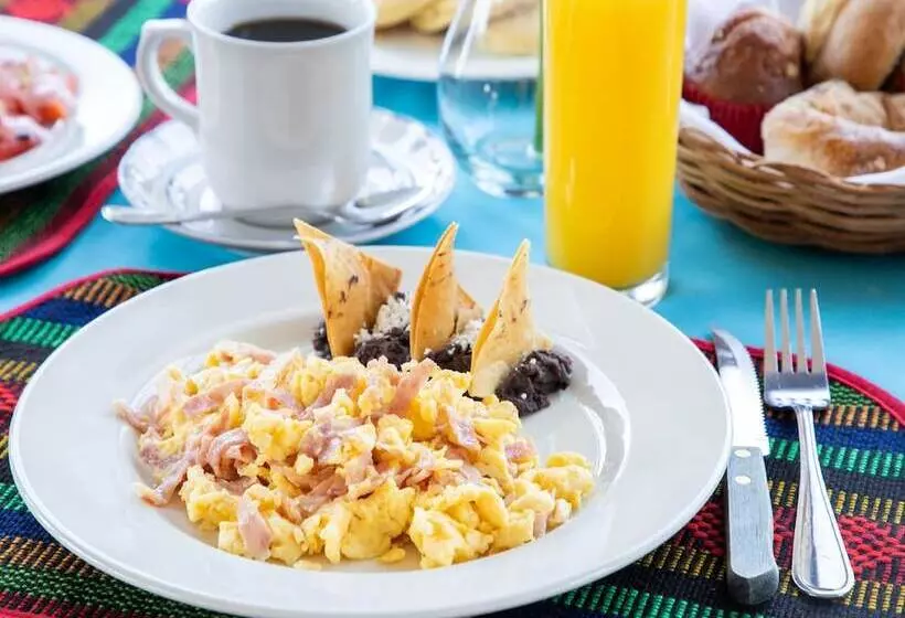 Fotos del hotel Capital O Hacienda Del Molino:  3