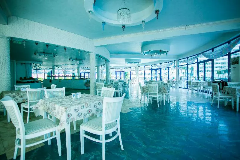 Fotos del hotel Chaika Beach Resort:  12