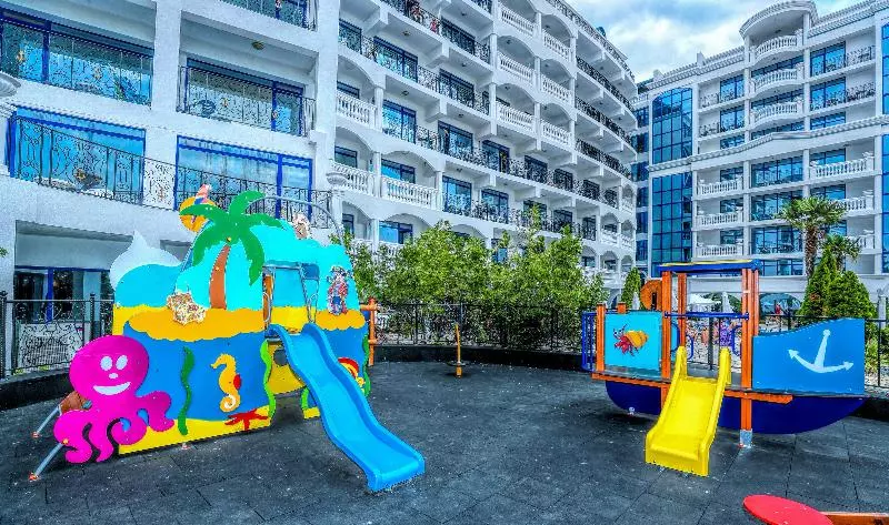 Fotos del hotel Chaika Beach Resort:  7