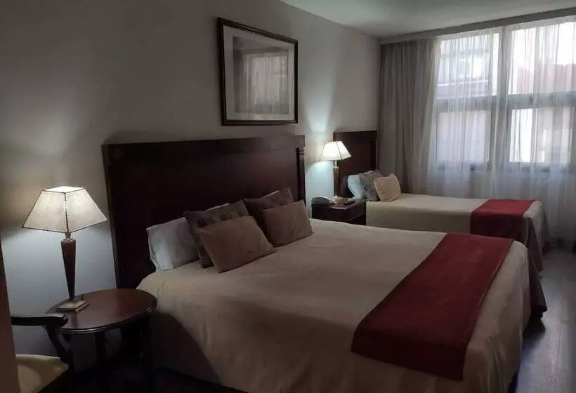 Fotos del hotel Reconquista Garden:  9