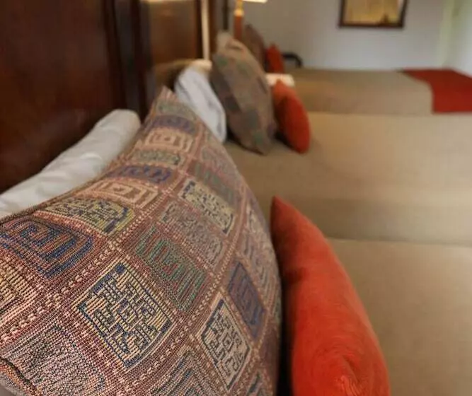 Fotos del hotel Reconquista Garden:  23