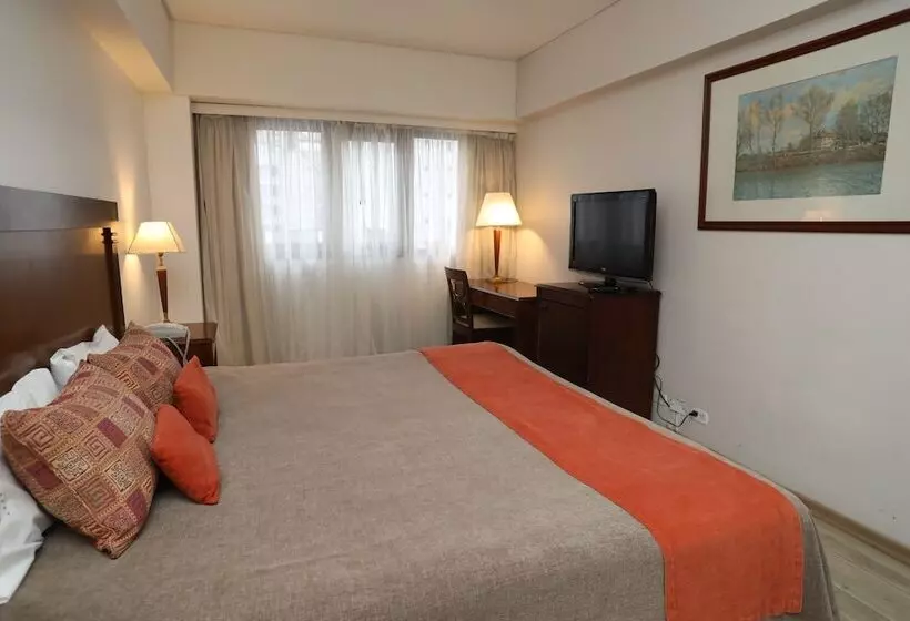 Fotos del hotel Reconquista Garden:  17