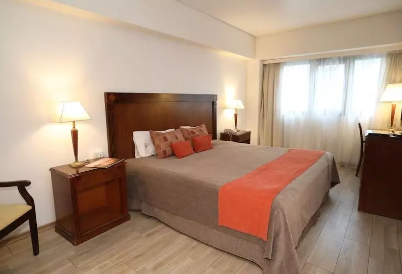 Fotos del hotel Reconquista Garden:  18