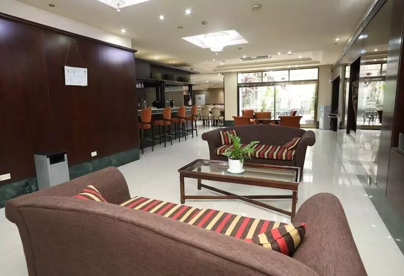 Fotos del hotel Reconquista Garden:  2