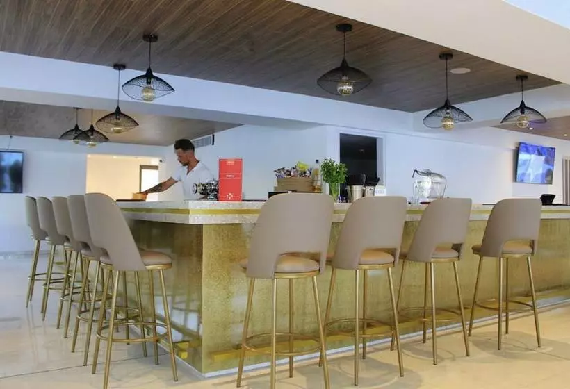 Fotos del hotel Piere  Anne Beach:  11