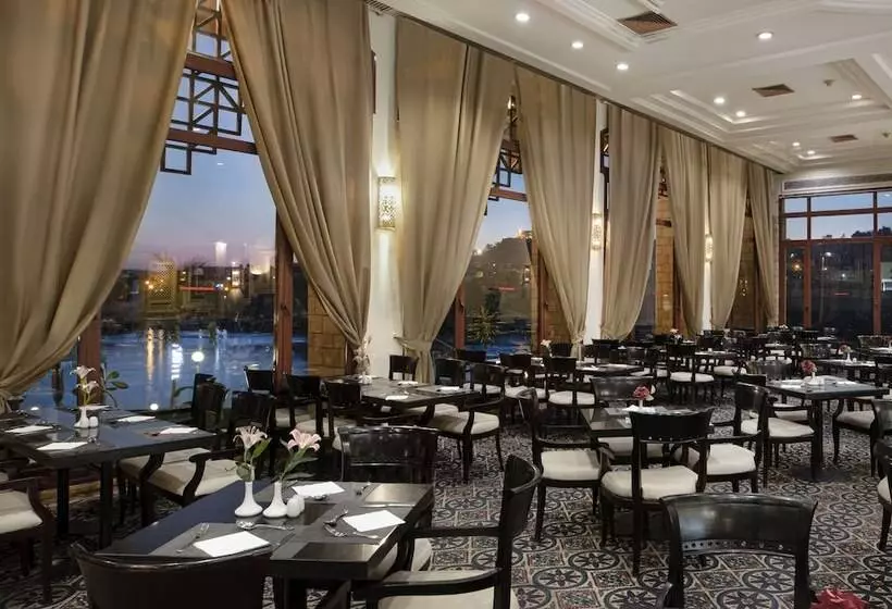 Fotos del hotel Pyramisa Island  Aswan:  16