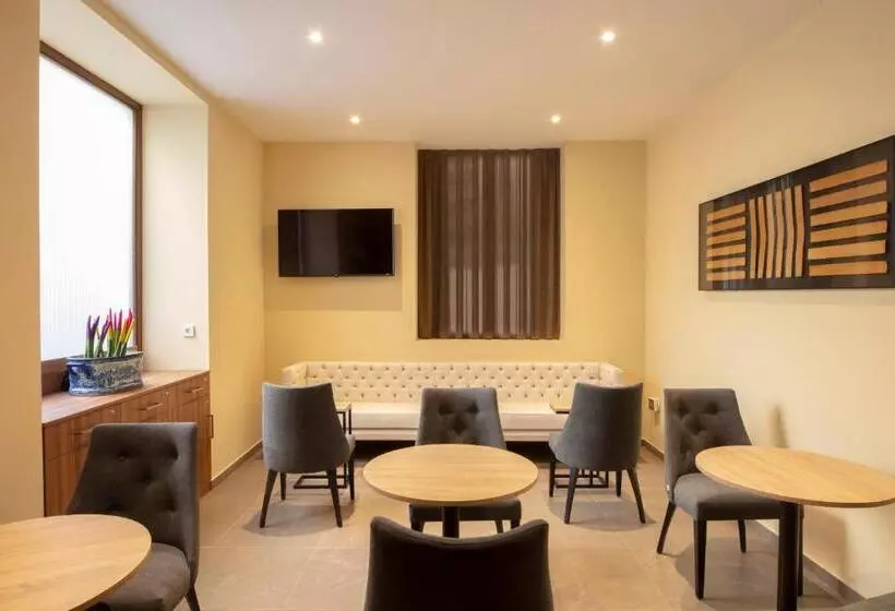 Fotos del hotel Sh Suite Palace:  8