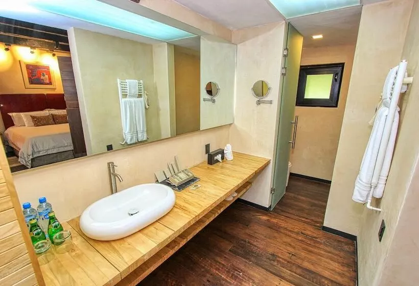 Fotos del hotel Uvence Arte +:  6