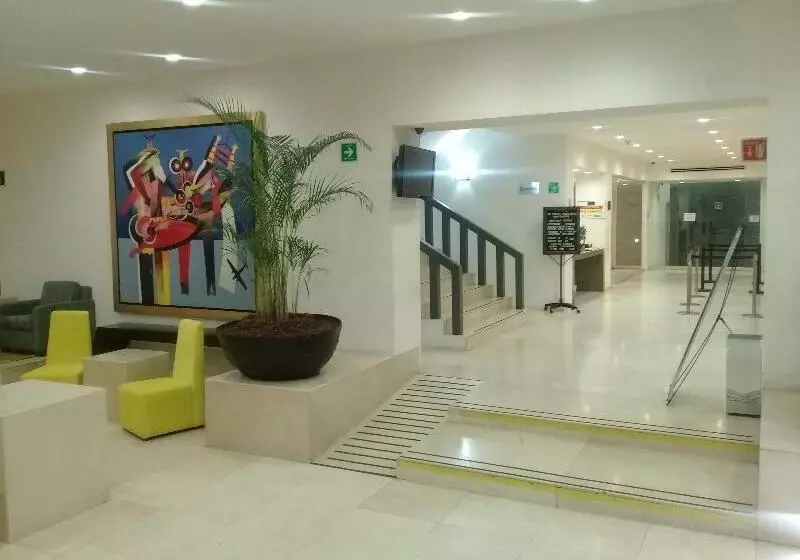 Fotos del hotel We Hotel Aeropuerto:  4