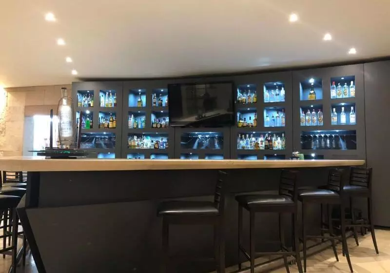 Fotos del hotel We Hotel Aeropuerto:  8