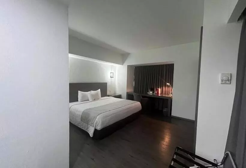 Fotos del hotel We Hotel Aeropuerto:  2