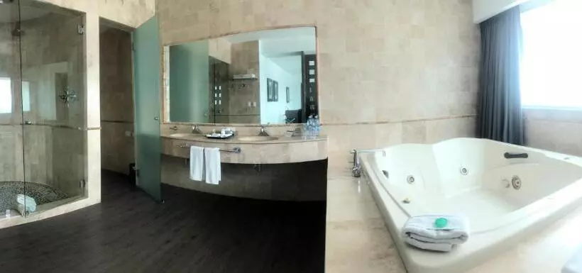 Fotos del hotel We Hotel Aeropuerto:  22