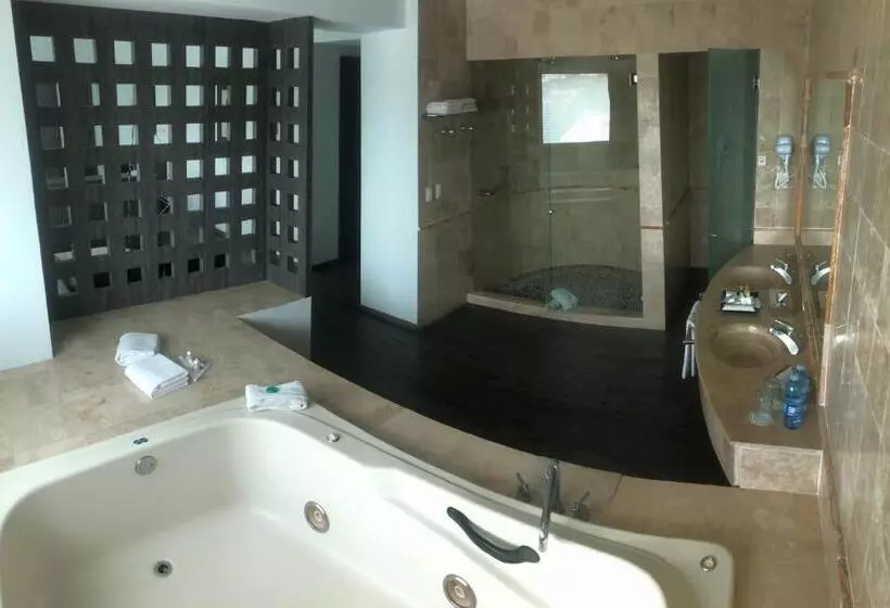 Fotos del hotel We Hotel Aeropuerto:  24