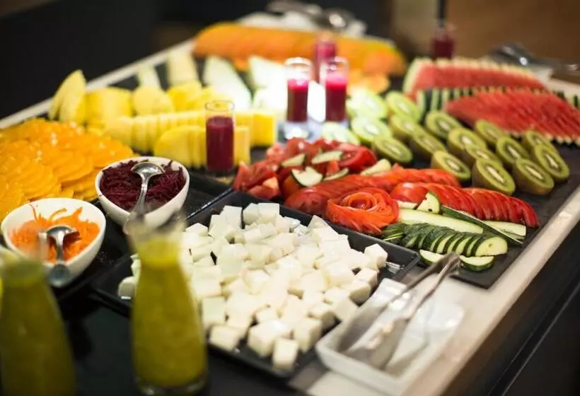 Fotos del hotel Petit Palace President Castellana:  14