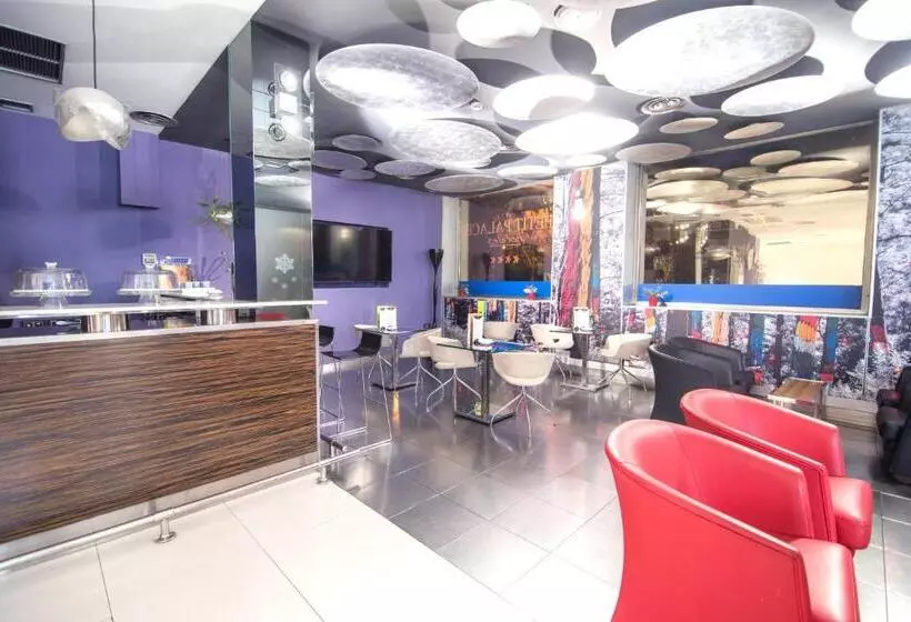 Fotos del hotel Petit Palace President Castellana:  5