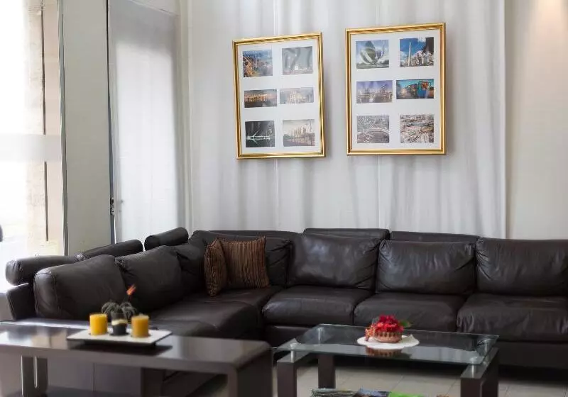 Fotos del hotel Uthgra De Las Luces:  2