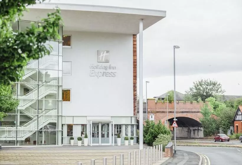 Fotos del hotel Holiday Inn Express, Chester Racecourse, An Ihg:  10