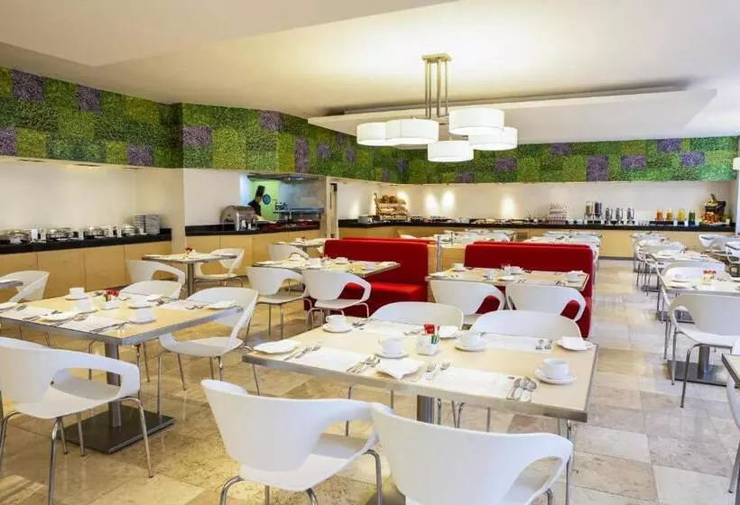 Fotos del hotel Fiesta Inn Centro Historico:  16