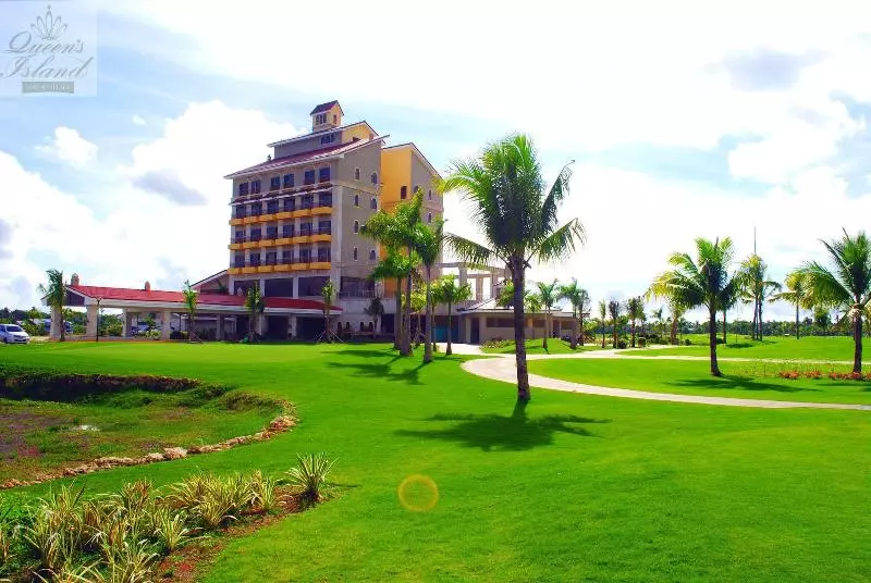 Queens Island Golf And Village