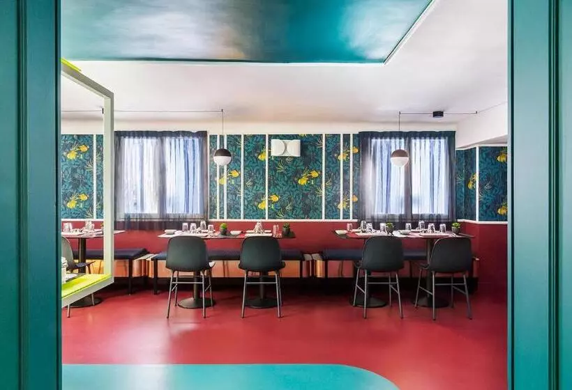 Fotos del hotel Hôtel Les Cigales:  5