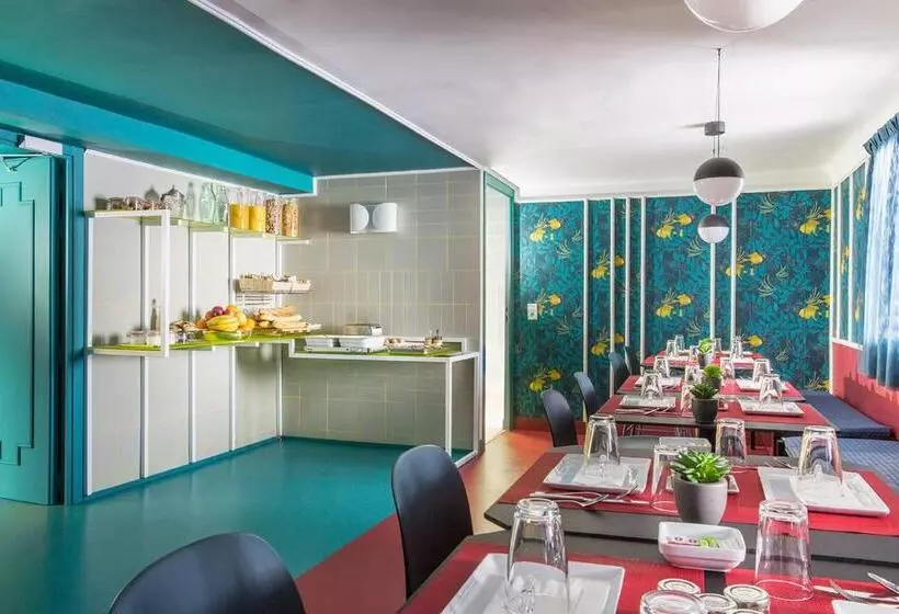 Fotos del hotel Hôtel Les Cigales:  2